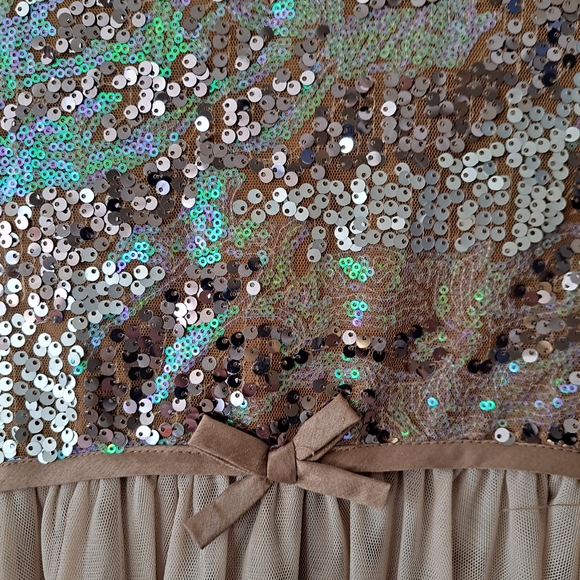 Girls Formal dress - Picture 2 of 5